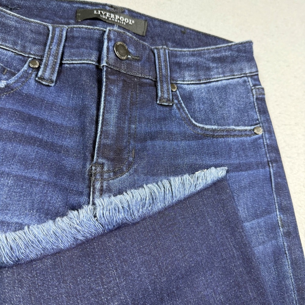 Liverpool Los Angeles Dark Wash Flare Jeans Frayed Raw Hem Blue Womens 0/25